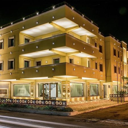 Bhb Hotel Мандурия Экстерьер фото