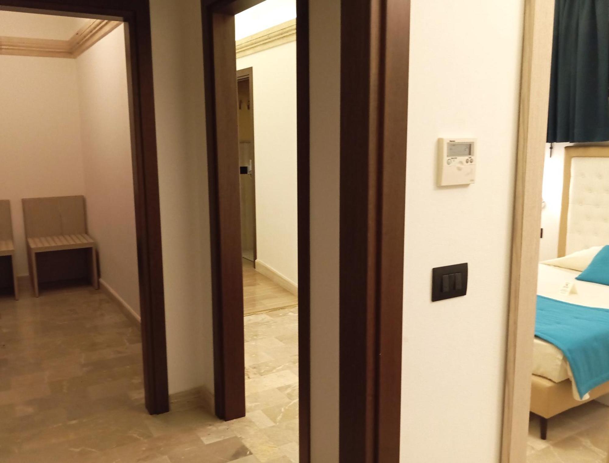 Bhb Hotel Мандурия Экстерьер фото