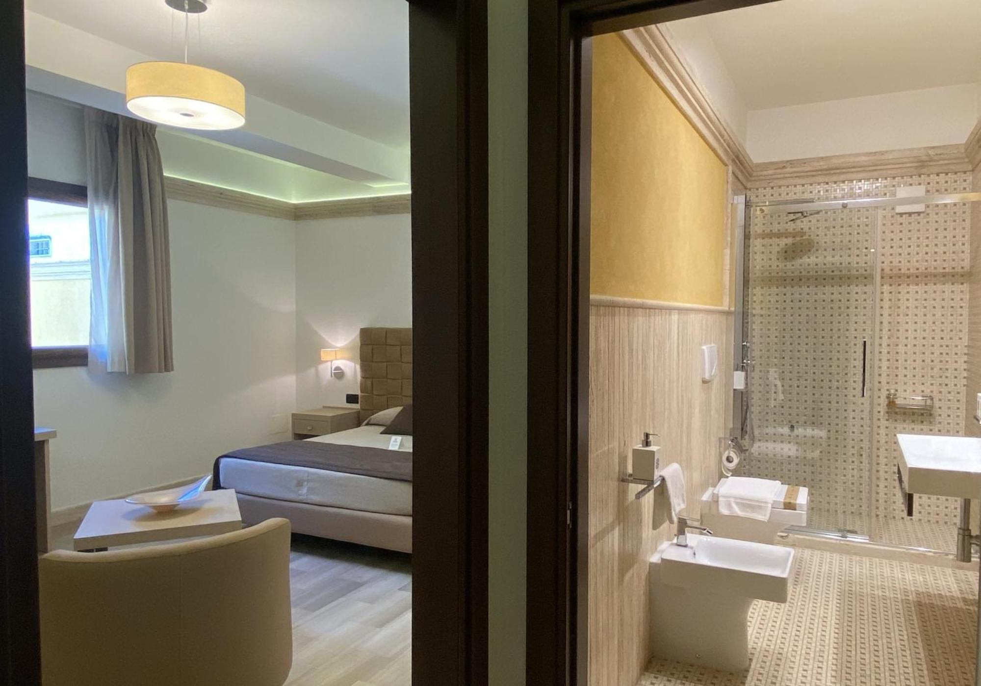 Bhb Hotel Мандурия Экстерьер фото