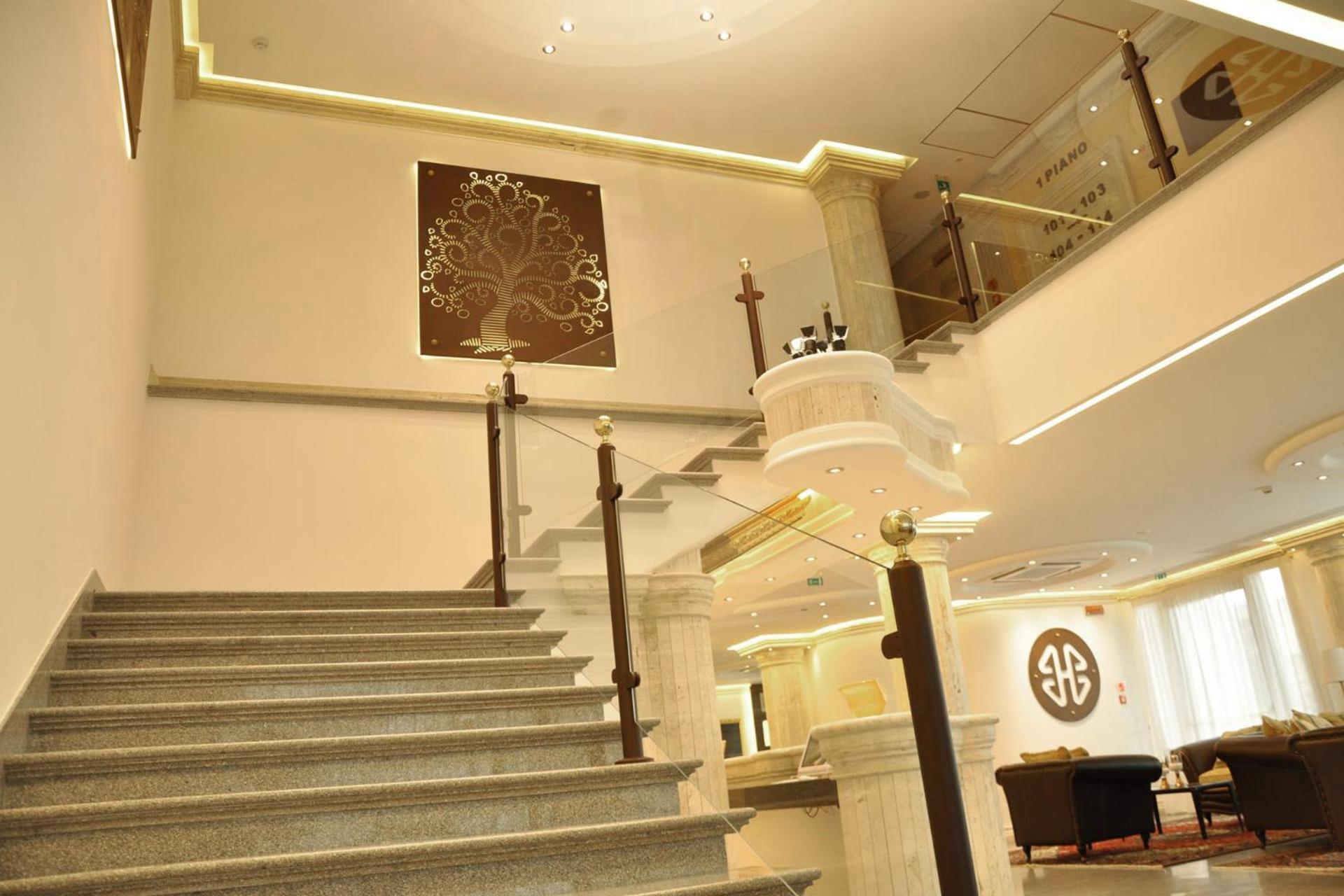 Bhb Hotel Мандурия Экстерьер фото
