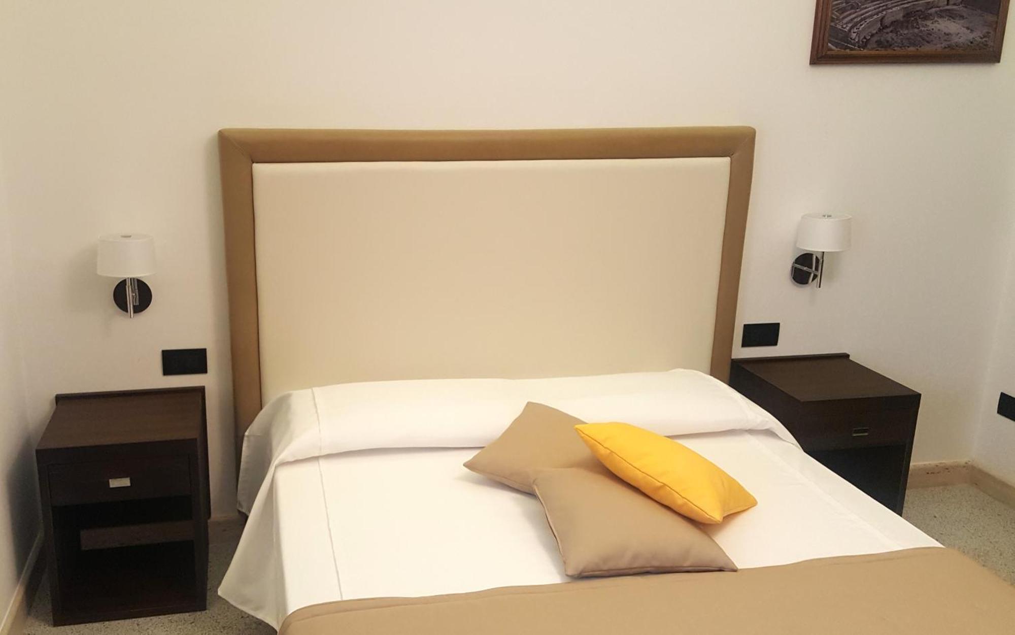 Bhb Hotel Мандурия Номер фото